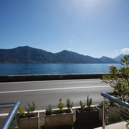 Waterfront Apartments Kotor Exterior photo