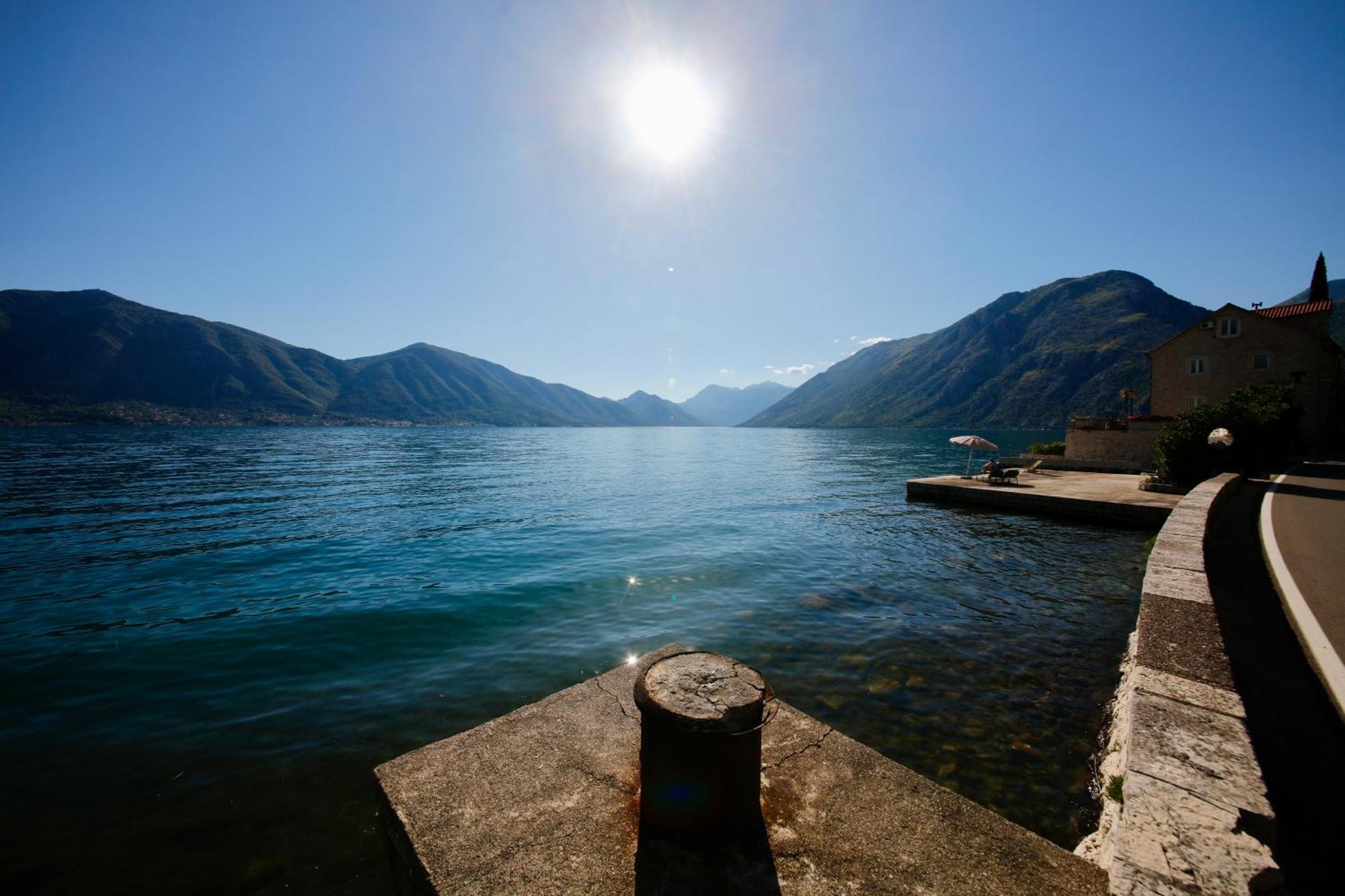Waterfront Apartments Kotor Exterior photo