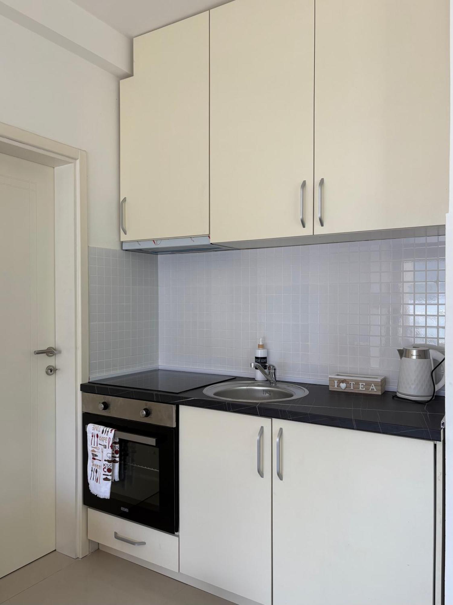 Waterfront Apartments Kotor Exterior photo